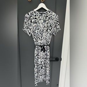 One clothing LA midi dress size M